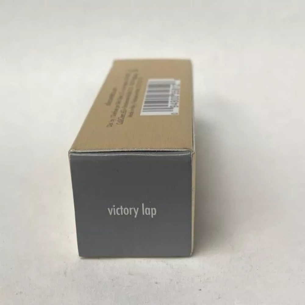 Stila Shine Fever Lip Vinyl Victory Lap 0.18oz (5.5ml) NIB 🌚 - Picture 2 of 3